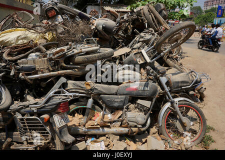 Due ruote sfridi, Varanasi, Uttar Pradesh, India, Asia Foto Stock