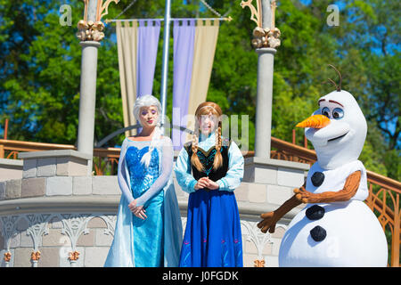 Elsa Anna Olaf personaggi Disney movie congelate, Disney World, a Orlando in Florida Foto Stock