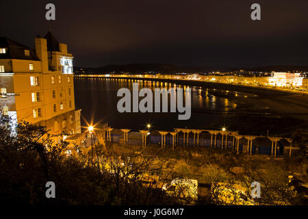 Fotografia di © Jamie Callister. Llandudno Pier, Conwy County, il Galles del Nord, 6 Aprile 2017 Foto Stock