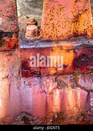 Metallo arrugginito e Peeling Dettagli di vernice a nord Carr Lightship City Quay a Dundee Scozia Scotland Foto Stock