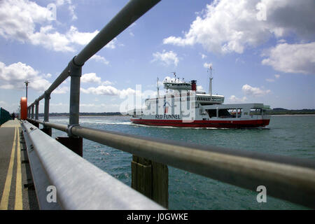 Imbuto Rosso Traghetti Southampton Foto Stock