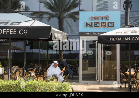 Cafe Nero coffee shop, presso il World Trade Centre di Dubai. Emirati arabi uniti Foto Stock