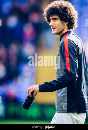 Marouane Fellaini si riscalda a Selhurst Park davanti a partita Manchester United contro il Crystal Palace a maggio 9, 2015. Foto Stock