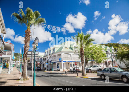 Una delle strade principali di Pointe-à-Pitre Guadalupa Foto Stock