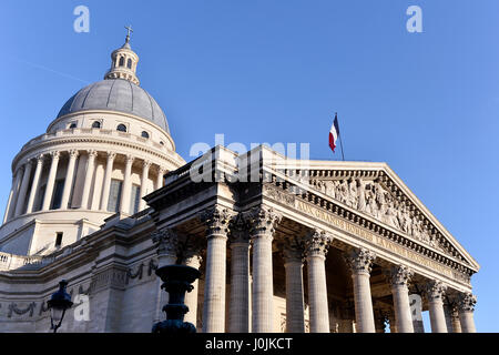 I manifesti politici delle elezioni presidenziali francesi 2017 élections, Parigi, Francia Foto Stock