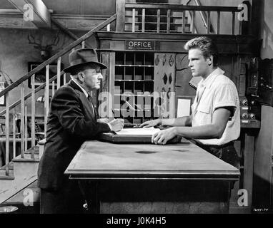 Stadt in Angst aka. Pessima giornata al Black Rock, STATI UNITI D'AMERICA 1955 Regie: John Sturges Darsteller: Spencer Tracy, Robert Ryan, Anne Francesco Foto Stock