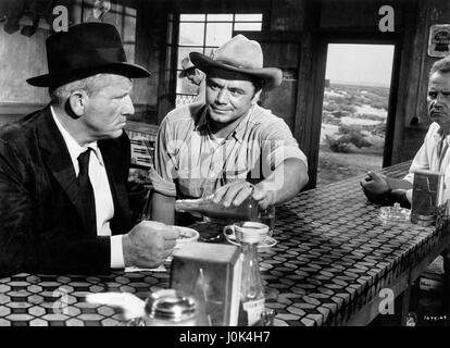 Stadt in Angst aka. Pessima giornata al Black Rock, STATI UNITI D'AMERICA 1955 Regie: John Sturges Darsteller: Spencer Tracy, Robert Ryan, Anne Francesco Foto Stock