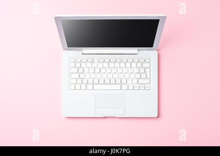 Tecnologia con sfondo bianco moderno computer Foto Stock