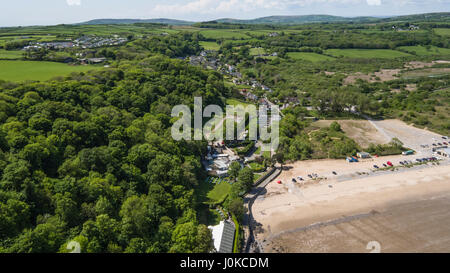Vista aerea di Ogmore by Sea e Oxwich Foto Stock