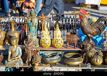 Statue di Buddha di Pechino cinese panjiayuan mercato di antiquariato Foto Stock