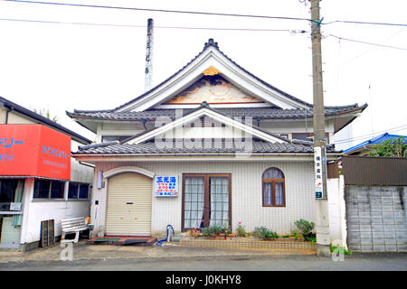 Tradizionale faccia anteriore Sento il bagno pubblico 'Sanko-Yu"nella città di Akishima Tokyo Giappone Foto Stock