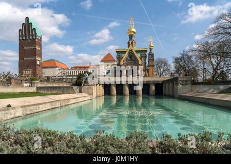 Russische Kapelle und Hochzeitsturm auf der Mathildenhöhe, Darmstadt, Assia, Deutschland | Cappella russa e torre di nozze in Mathildenhöhe in Darm Foto Stock