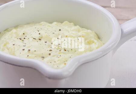 Pianura budino di riso nella pentola di smalto Foto Stock