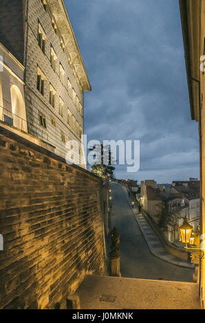 Il Palazzo Schwarzenberg è una parte intrinseca del Castello di Praga panorama. Si tratta di un significativo inizio costruzione rinascimentale la cui facciata è riccamente Foto Stock