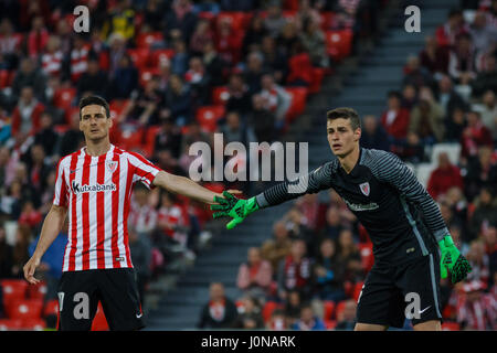 20170414 Bilbao: Athletic Bilbao avanti Aduriz e Athletic Bilbao portiere Kepa durante la Liga Santander corrispondono tra Athletic Bilbao v Las Palmas a San Mames Stadium il 14 aprile 2017 a Bilbao Vizcaya, Spagna. Foto: Cronos/Alvaro Campo Foto Stock