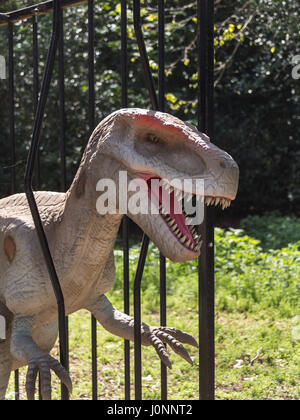 Deinonychus rapaci, Jurassic unito, Osterley Park, Londra Foto Stock