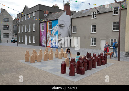 Scacchiera gigante nel Vescovo del luogo, città di Waterford, Co Waterford, Irlanda (Eire). Foto Stock