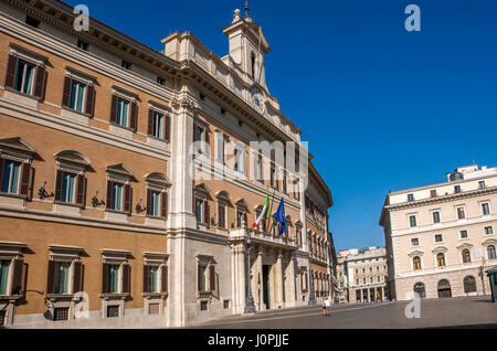 Italiano il palazzo del Parlamento, il Palazzo di Montecitorio a Roma, Lazio, l'Italia, Europa Foto Stock