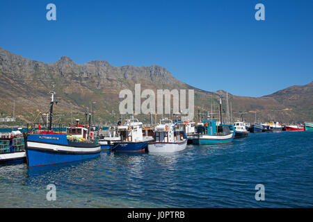 Ormeggiate barche da pesca Hout Bay Città del Capo Sud Africa Foto Stock