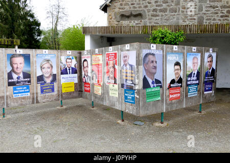 Elezioni presidenziali in Francia 2017, poster dei candidati per il primo round (23 aprile 2017). Foto Stock