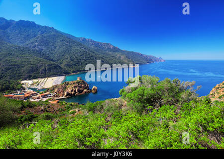 Porto storico, vicino Piana con la splendida costa, Corsica, Francia, Europa. Foto Stock