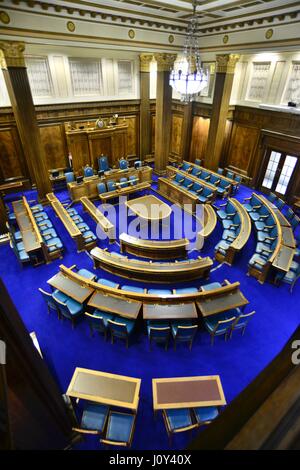 Camera di consiglio, Barnsley Town Hall, South Yorkshire, Regno Unito. Foto Stock