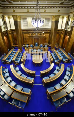 Camera di consiglio, Barnsley Town Hall, South Yorkshire, Regno Unito. Foto Stock