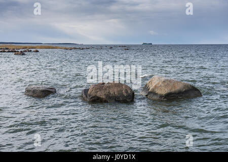 Il mar Baltico e la nave da carico Foto Stock