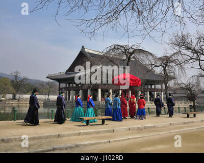 Parade di Gyeongbokgung Palace Seoul COREA DEL SUD Foto Stock