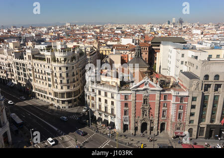 Vista sul tetto del Circulo de Bellas Artes di Madrid, Spagna Foto Stock