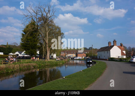 Serratura Kinver sul Staffordshire e Worcestershire Canal. Regno Unito Foto Stock