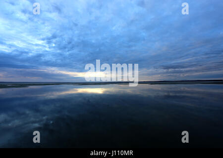 Lago Plescheevo è un lago di acqua dolce nel Sud-ovest di Yaroslavl Regione della Russia Foto Stock