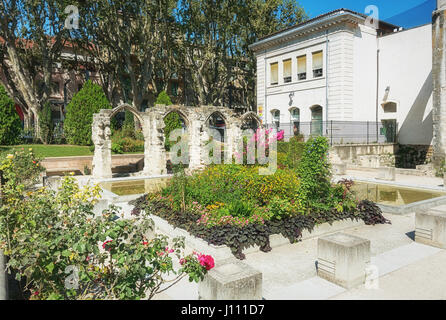 Avignon, Francia, 9 Settembre 2016: Piazza Agricol Perdiguier nel centro storico di Avignone in Francia Foto Stock