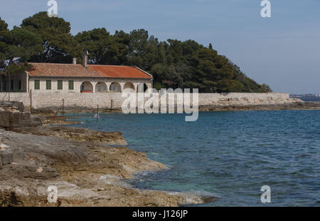 Villa Primorka in Lovorika Bay, Parco Nazionale di Brijuni,Croazia. Foto Stock