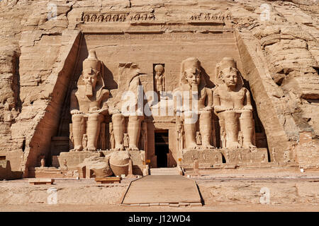 Grande Tempio di Ramesses II Abu Simbel templi, Egitto, Africa Foto Stock