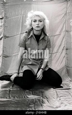 Debbie Harry dei Blondie fotografato in Philadelphia mentre su un press tour per promuovere l'album di linee parallele, 1978. © mpi09 / MediaPunch Foto Stock