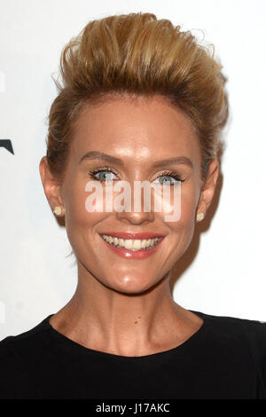 West Hollywood, CA, Stati Uniti d'America. 4 gennaio, 2017. LOS ANGELES - JAN 4: Nicky Whelan alla seconda annua Moet momento Film Festival a Doheny Camera su Gennaio 4, 2017 in West Hollywood, CA. Credito: Hpa/via filo di ZUMA ZUMA/filo/Alamy Live News Foto Stock