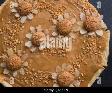 Vicino sul caramello torta mousse Foto Stock