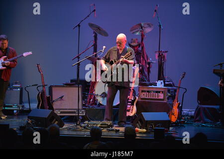 Dave Mason rock show dal vivo sul palco Foto Stock