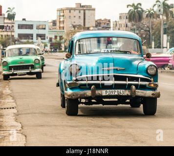 Vecchia degli anni cinquanta American classic car, Havana, Cuba Foto Stock