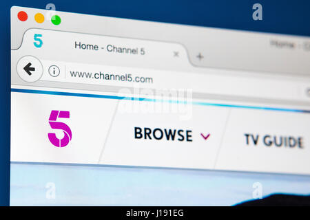 LONDON, Regno Unito - 13 APRILE 2017: la homepage del canale ufficiale 5 sito, il 13 aprile 2017. Foto Stock