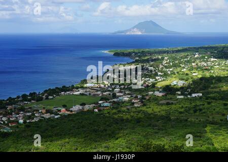 Una vista sulla spiaggia di Saint Kitts Island, Saint Kitts e Nevis. Foto Stock