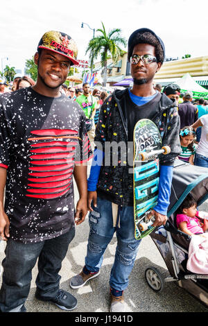 Miami Florida,Little Havana,Calle Ocho Carnaval Miami,festival annuale di strada,carnevale,celebrazione etnica,Black Blacks African African African Minority Foto Stock