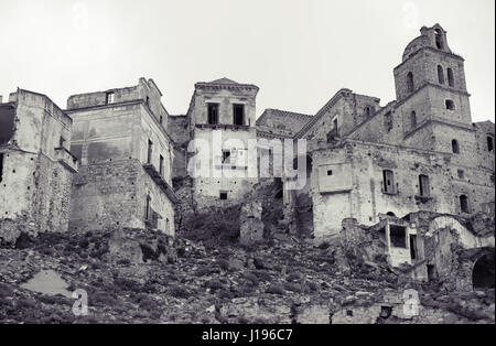 Craco città fantasma, provincia di Matera, a sud della Regione italiana Basilicata Foto Stock