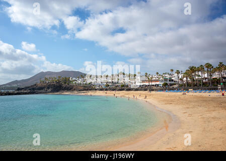 Flamingo Beach nella città di Playa Blanca a Lanzarote, Isole Canarie, Spagna Foto Stock