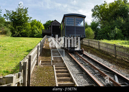 L'ascensore inclinato a Blists Hill cittadina in stile vittoriano, vicino Madeley, Shropshire, Inghilterra, Regno Unito. Foto Stock