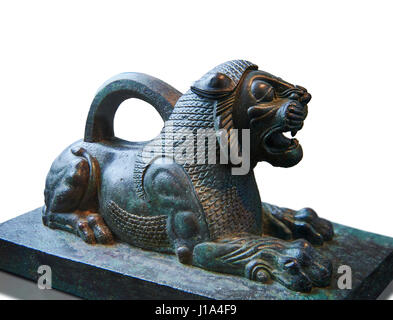 Statuetta in bronzo di un leone dal primo persiano o Impero Achemenide 6 al 5° cent. BC scavate dall'Acropoli Susa, presente giorno Iran.. L Foto Stock