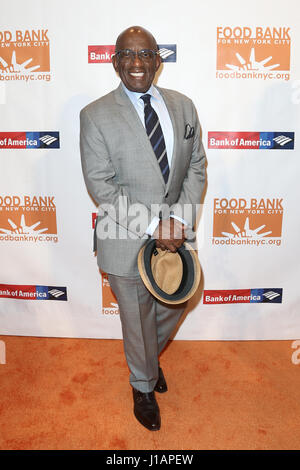 New York, Stati Uniti. Xix Apr, 2017. Al Roker assiste il cibo banca per New York City's Can-Do Awards cena 2017 a Cipriani in aprile 19, 2017 in New York City. Credito: Debby Wong/Alamy Live News Foto Stock