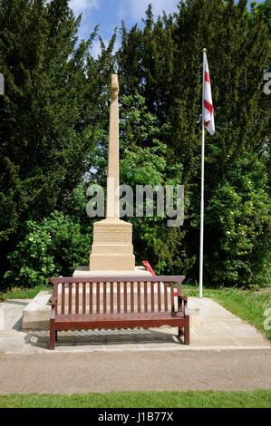 War Memorial, Biddenham, Bedfordshire, è stato progettato da Federico Landseer Griggs e presentato il 18 maggio 1922. Foto Stock