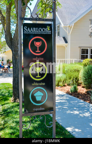 Ingresso al Saarloos agricoltura familiare Operation & Vineyard & Wine Store & sala degustazione complesso in Los Olivos, CA, Foto Stock